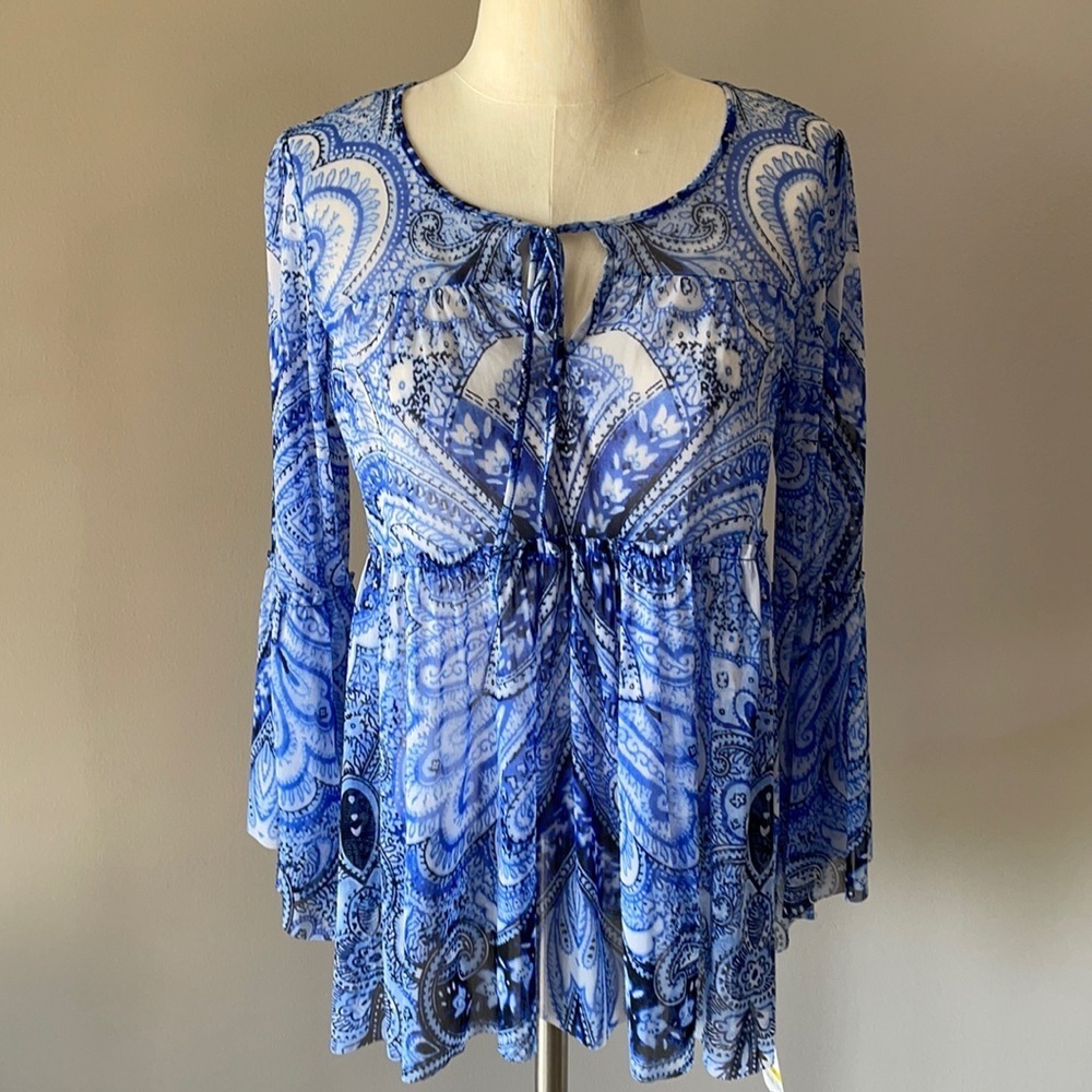 NWT INC women’s mesh top. 3/4 bell sleeves, gathered high waist, relax fit SZ M